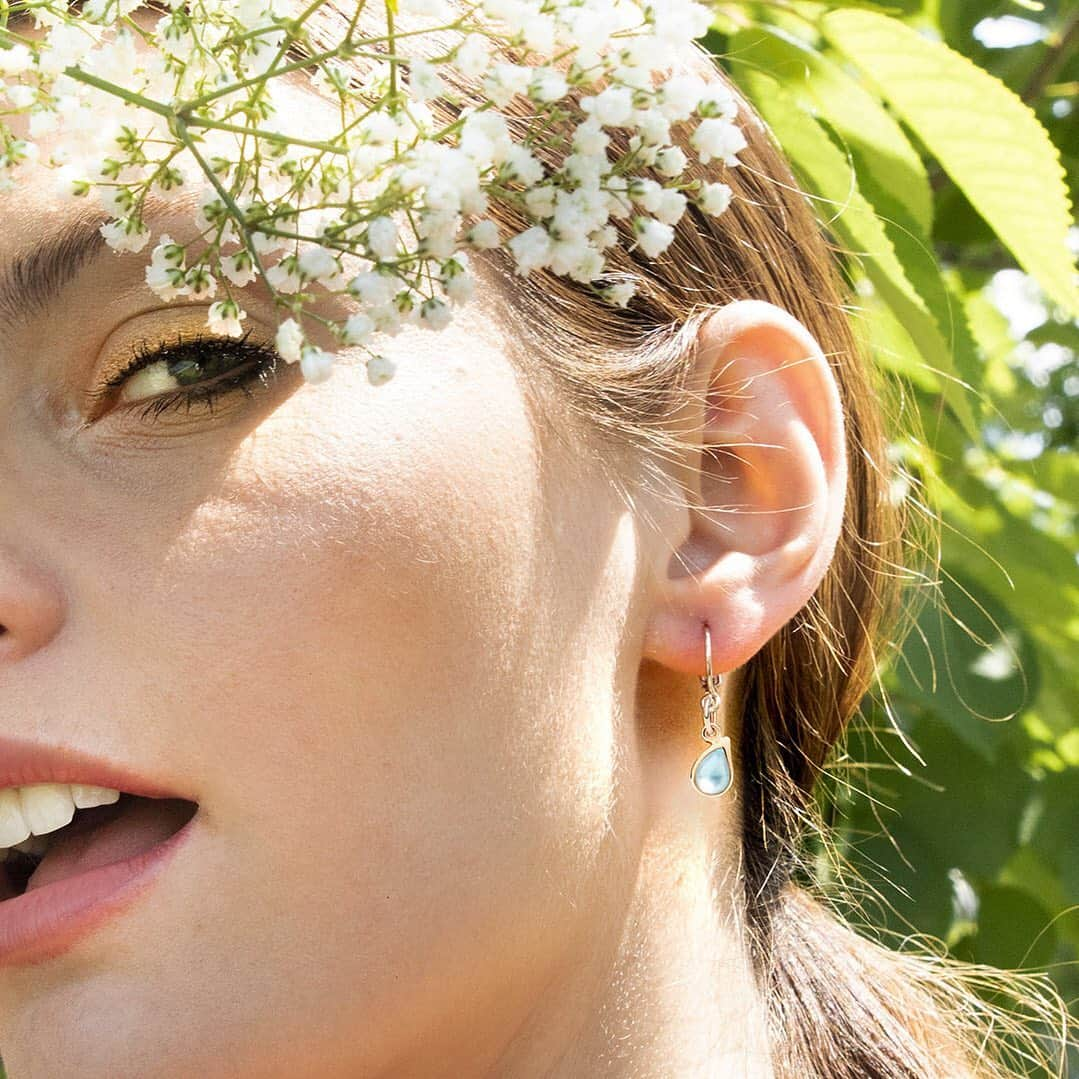 ドドさんのインスタグラム写真 - (ドドInstagram)「Precious gems of nature to cherish and protect. Adorn your look with the DoDo Nature collection on dodo.it #dodojewels #dodocharm #naturecollection #drop #earring」6月11日 22時42分 - dodojewels