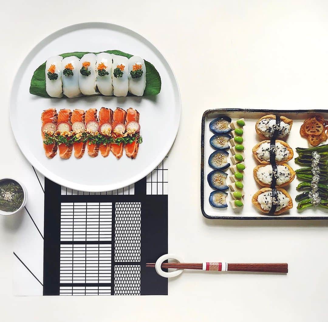 Chinamiさんのインスタグラム写真 - (ChinamiInstagram)「I made sushi and sashimi with side some classic favourites.🥢#japanesefood #ちなみ寿司 #sushi 帰国して荷物を置いてキッチンへ(笑) 何か作りたくて、ずっとウズウズしてました( ´∀｀) #ただいま〜 .」6月11日 22時47分 - chinamiphoto