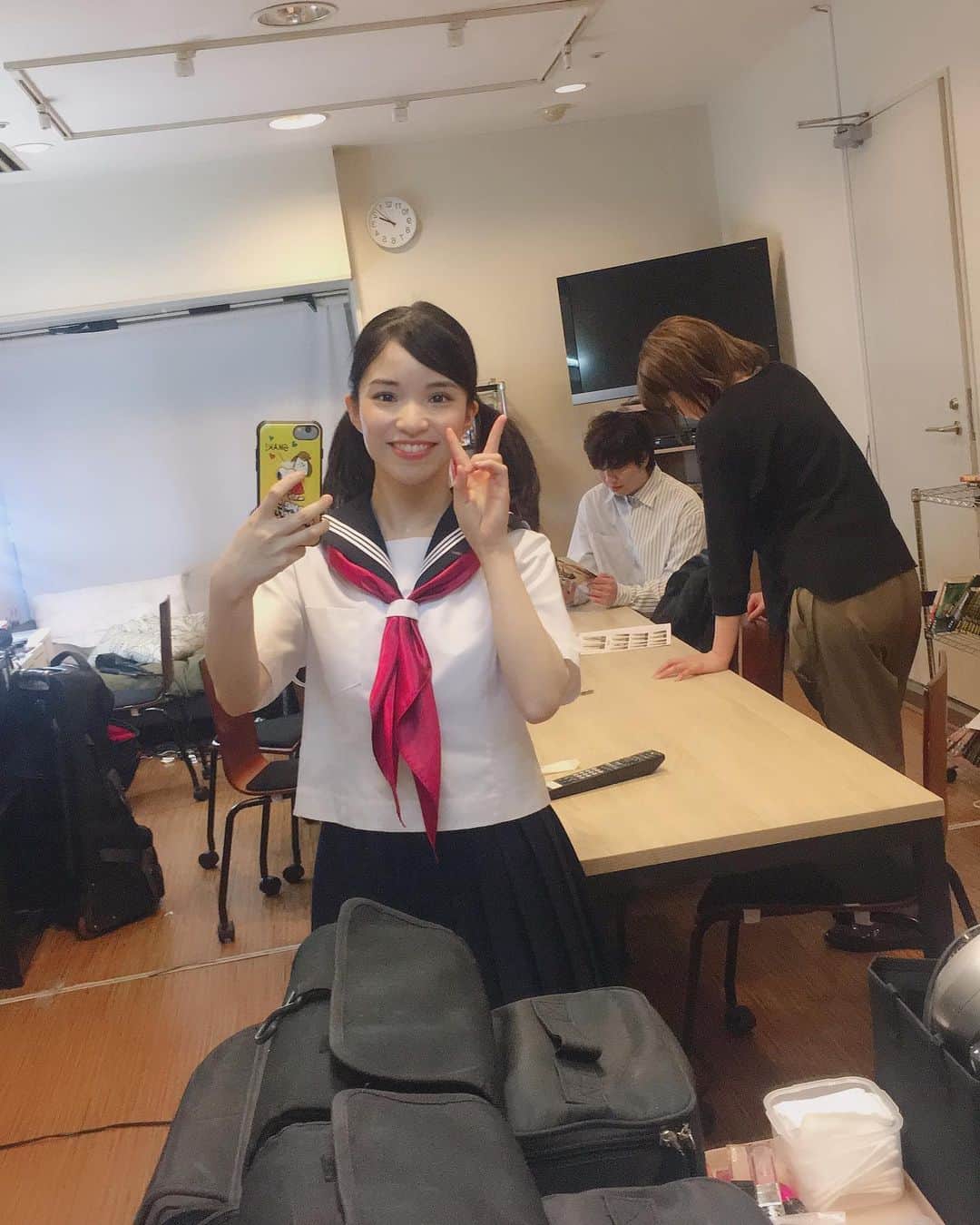 のインスタグラム：「Cover Girl  ＭＶより、、、🎥 #セーラー服 #仮谷八変化」