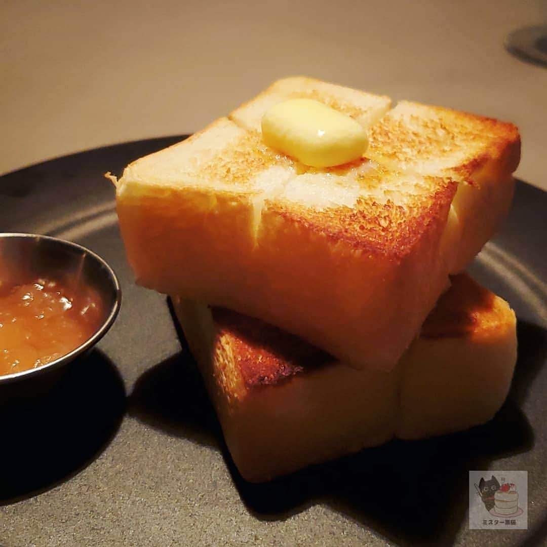 ミスター黒猫（黒猫仙人）のグルメインスタ