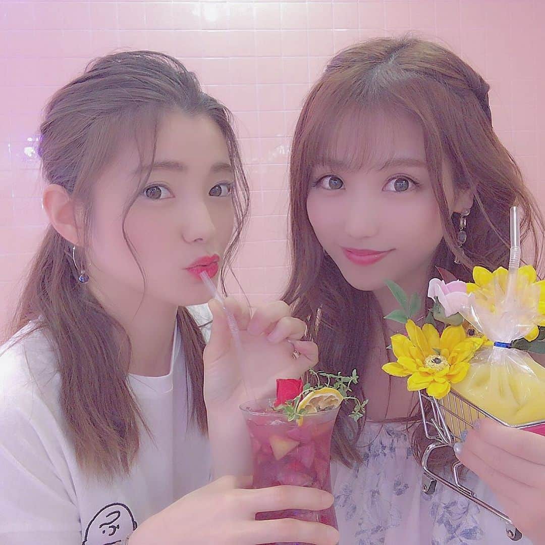 のインスタグラム：「＊__megu813__＊﻿ ﻿ 🌼お知らせ🌼﻿ 珍しくインスタでお知らせしてみます。笑﻿ ﻿ OMORONIGHT Vol.６﻿ ‪◆日時 ７月７日 ‬﻿ 16時開場 16時半開演‬﻿ ‪◆チケット6000円 ‬﻿ ‪◆場所　BURLESQUEAnnexYAVAY ‬﻿ ﻿ ‪🍌🐵藤社優美　生誕祭🐵🍌﻿ ﻿ ★今回の参加メンバー★﻿ 藤社 優美﻿ KONAN﻿ 芹那﻿ 大河内美紗﻿ なちゅ﻿ 二宮悠嘉﻿ 穐田和恵﻿ 今吉めぐみ﻿ 畠山智妃﻿ ﻿ チケット﻿ https://t.livepocket.jp/e/omoro6﻿ で発売中です😊﻿ ﻿ SDN卒業ぶりに一緒に﻿ ステージに立てるメンバーいたり﻿ 10年前を思い出してみたり。。🍀﻿ ﻿ Specialな一日になることには間違いない❤️﻿ ﻿ 来てほしーーなぁーー☺️❤️﻿ ﻿ ﻿ #sdn48 #omoronight」