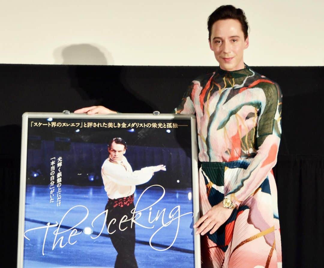 UPLINK film distributionさんのインスタグラム写真 - (UPLINK film distributionInstagram)「@johnnygweir ❤🧡💚💜💛💙 ・・・ #映画『#氷上の王ジョンカリー』公開記念 #ジョニーウィアー 氏登壇イベント 6月11日（火）#新宿ピカデリー」6月11日 23時42分 - uplink_film