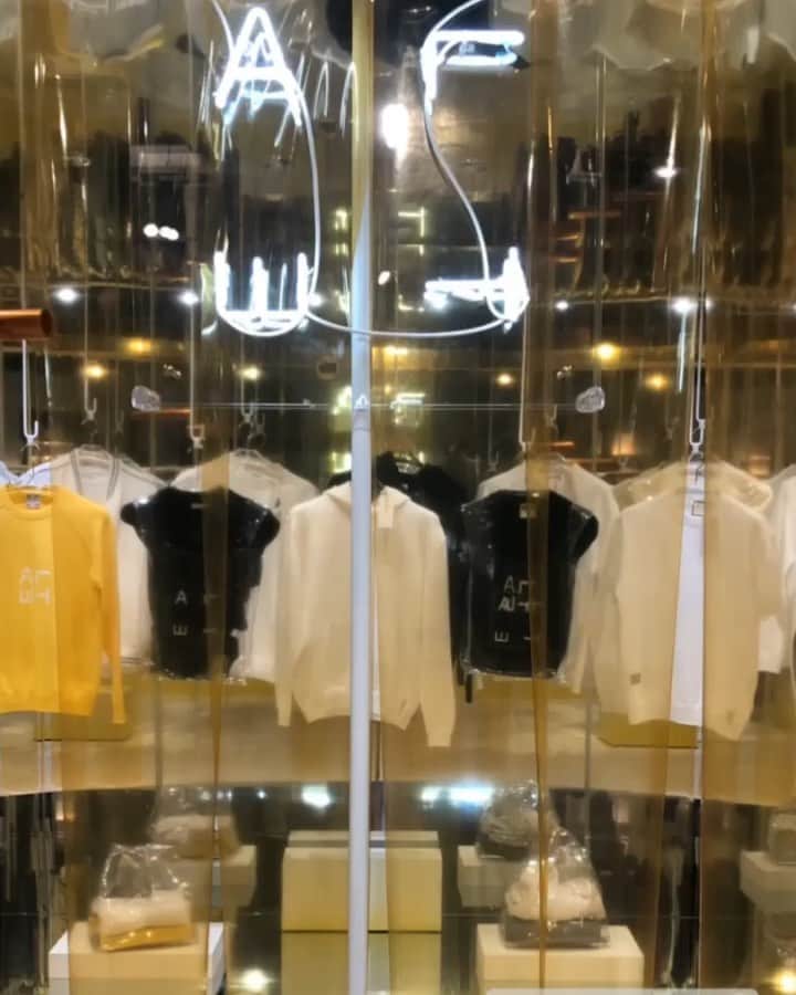 アルテアのインスタグラム：「NewProjectNewConceptNew.... #alteamilano #sweatshirt #cool #fahion #pittiuomo #photooftheday #instagood」