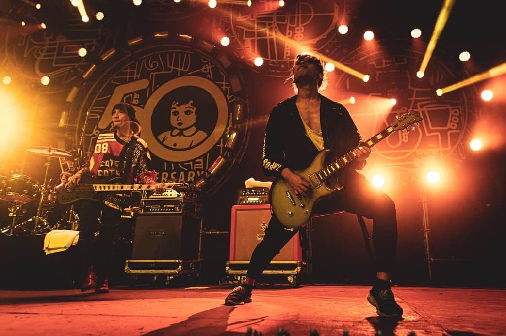 coldrainさんのインスタグラム写真 - (coldrainInstagram)「being a part of @pinkpopfest for the first time was unreal!!! Thank you all so much🔥🇳🇱🤘 Photos by @dajoeberlei」6月11日 23時51分 - coldrain_official