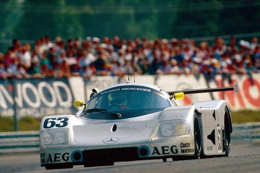 MERCEDES AMG PETRONASさんのインスタグラム写真 - (MERCEDES AMG PETRONASInstagram)「30 years on, remembering a special day in @mercedesbenz Motorsport history... The mighty Sauber-Mercedes C9 Silver Arrows scored a famous 1-2 at Le Mans #OnThisDay in 1989! 🏆🏆 • #MercedesBenz #Mercedes #Benz #Racing #MBClassic #LeMans #LM24 #Sauber @24heuresdumans」6月12日 0時07分 - mercedesamgf1