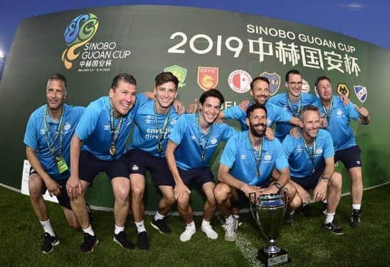 ルート・ファン・ニステルローイさんのインスタグラム写真 - (ルート・ファン・ニステルローイInstagram)「Sinobo Guoan Cup winners! Well done boys and staff! 👍P👏S🥇V🏆」6月12日 0時06分 - rvnistelrooy_x