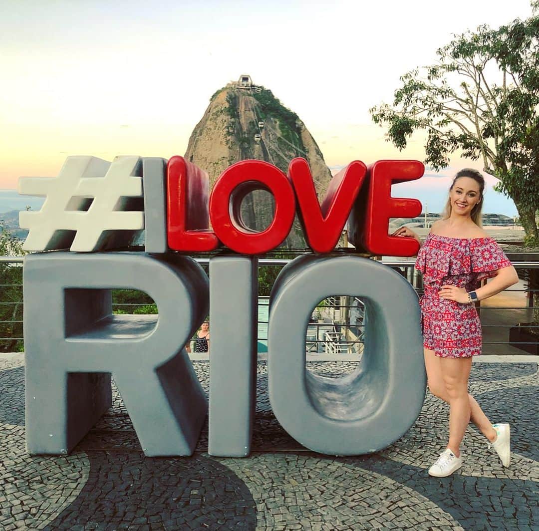 アレクシ・ギレスさんのインスタグラム写真 - (アレクシ・ギレスInstagram)「What a beautiful day in Rio ☀️🇧🇷」6月12日 11時12分 - alexegilles