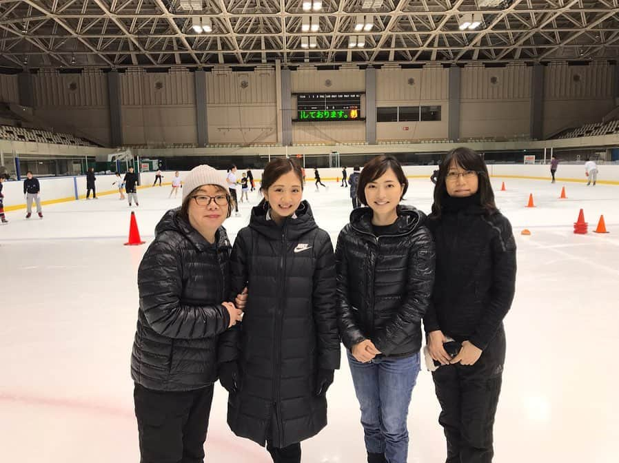 八木沼純子さんのインスタグラム写真 - (八木沼純子Instagram)「今日は札幌の月寒体育館でスケート教室でした！ プリンスアイスワールドチームの佐々木理沙(りっぺちゃん)さんにも手伝っていただき😊 また、高村先生、岩井川先生お二人にもお手伝いいただき、北海道の子供たちと楽しく滑ることかできました！ ご協力いただいた皆様、ありがとうございました。 また、参加された皆様ありがとうございましたー😊⛸✨ ・ さぁ、プリンスアイスワールド札幌公演は来週末‼️ 6月22日23日、月寒体育館で開催します⛸💕 ・ 世界チャンピオンのネイサン・チェン、プルシェンコ親子の出演も決定‼️ この機会に世界最高峰の滑りを堪能していただけたら✨ プリンスアイスワールドチームの華麗なレビューも素晴らしいですよー⛸⛸✨ 会場でお待ちしております！ ・ ・ #figureskating #figureskatinglessons  #hokkaido #hokkaidotrip #sapporo #tsukisamu #月寒体育館  #iceshow #princeiceworld #ネイサンチェン #nathanchen #evgeniplushenko #coco壱番屋 #北海道限定スープカレー #プリンスアイスワールド広報大使」6月12日 11時18分 - junko_yaginuma