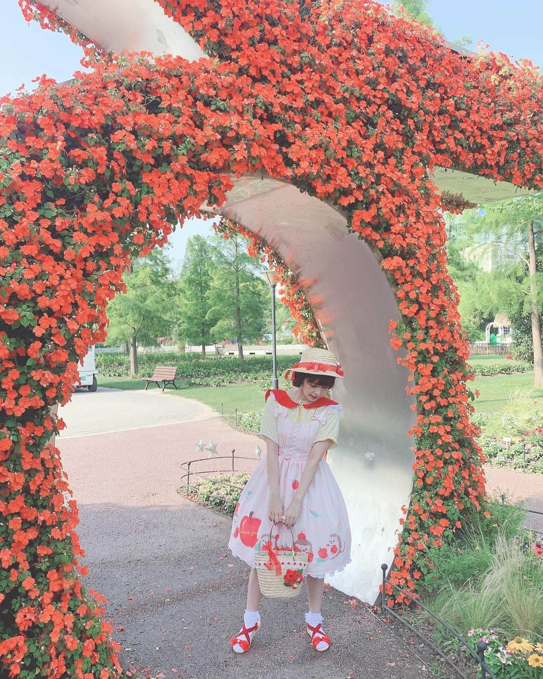 青木美沙子さんのインスタグラム写真 - (青木美沙子Instagram)「りんごちゃん🍎」6月12日 2時58分 - misakoaoki