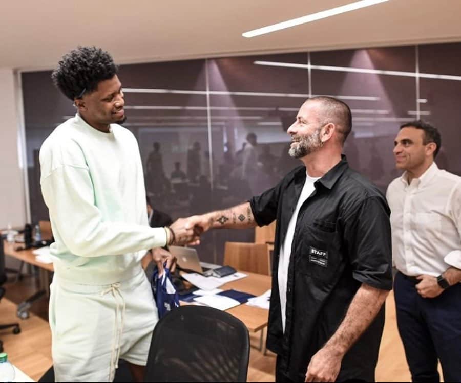 ルディ・ゲイのインスタグラム：「Been wearing @countyofmilan for years. Glad to finally meet the creator」