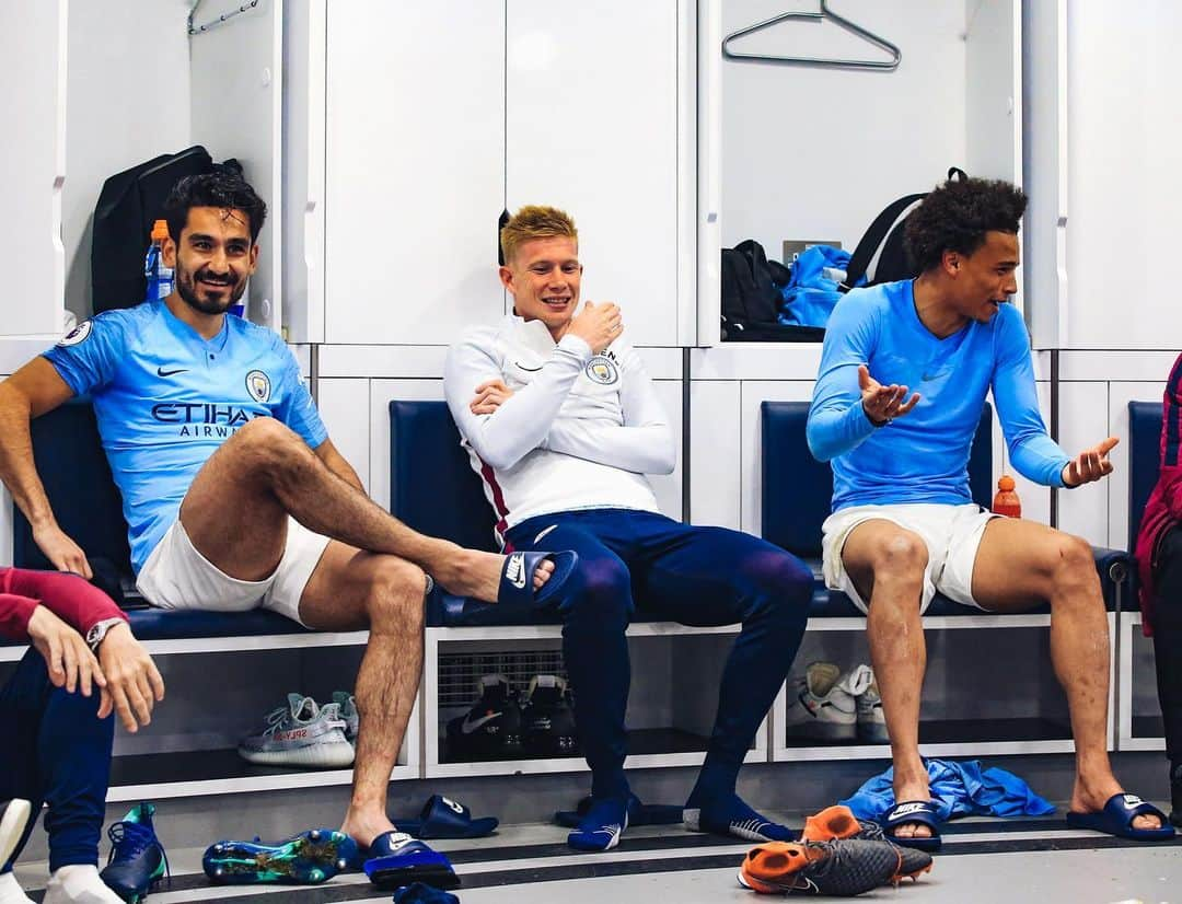 マンチェスター・シティFCさんのインスタグラム写真 - (マンチェスター・シティFCInstagram)「Pretty good night for these three ⚽️⚽️⚽️ . #mancity #euro2020」6月12日 5時51分 - mancity