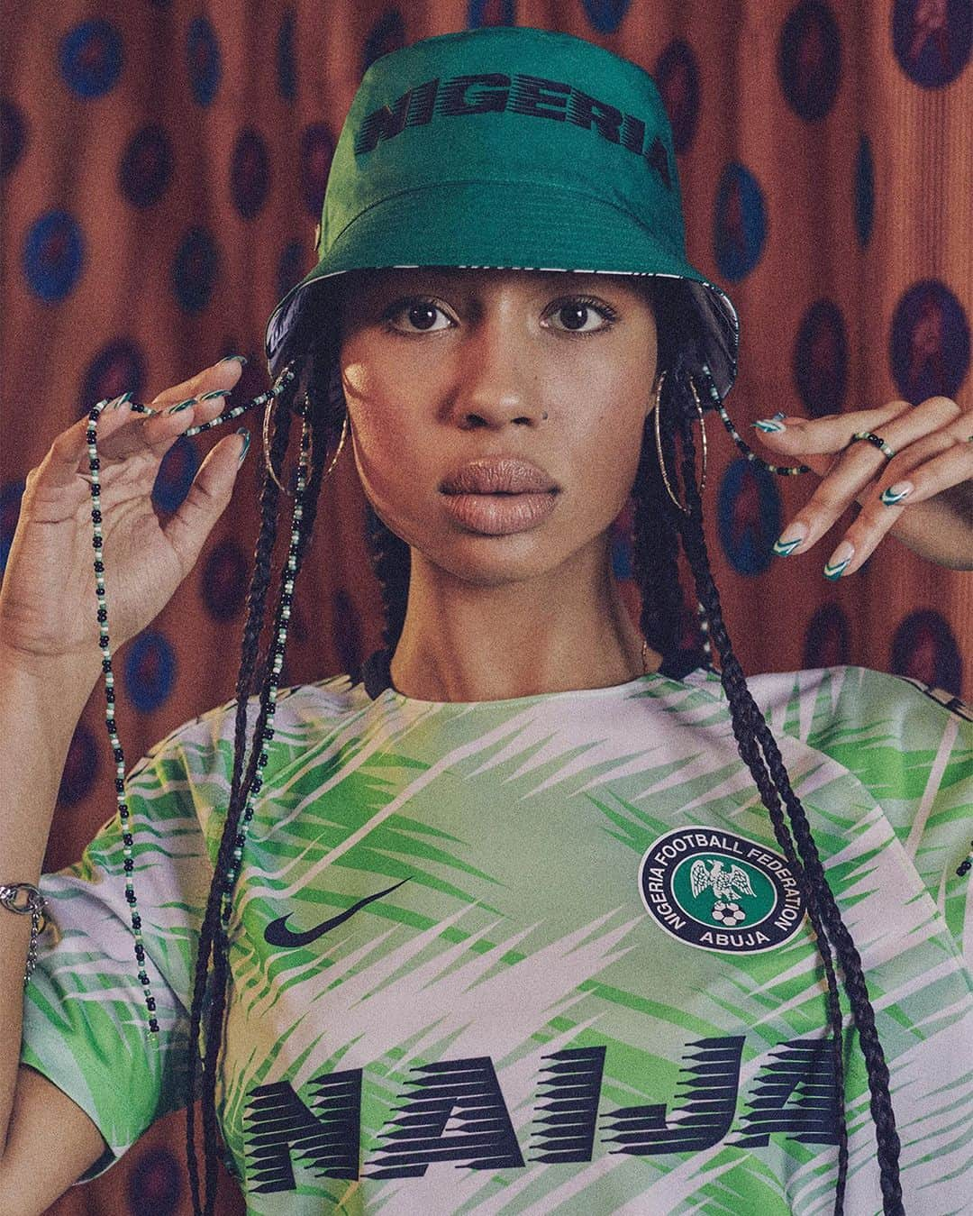 HYPEBEASTさんのインスタグラム写真 - (HYPEBEASTInstagram)「@hypebeastsports: @nike's popular Nigerian football kit has returned for purchase along with a range of matching shirts and tracksuits. The kit is available for pre-order now from @prodirectsoccer_france for around $91 USD. Head to our bio link to grab yours.  Photo: Nike」6月12日 5時55分 - hypebeast