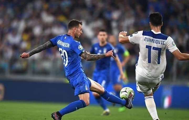 サッカーイタリア代表さんのインスタグラム写真 - (サッカーイタリア代表Instagram)「#EuropeanQualifiers🇪🇺 L’#Italia rimonta la Bosnia e si conferma prima del Gruppo J . Allo Juventus Stadium gli #Azzurri ribaltano il gol di Dzeko con una perla di Insigne e la rete nel finale di Verratti. Per la #Nazionale di Mancini è la quarta vittoria in altrettante partite . . #VivoAzzurro 🇮🇹#ItaliaBosnia🇧🇦」6月12日 6時15分 - azzurri