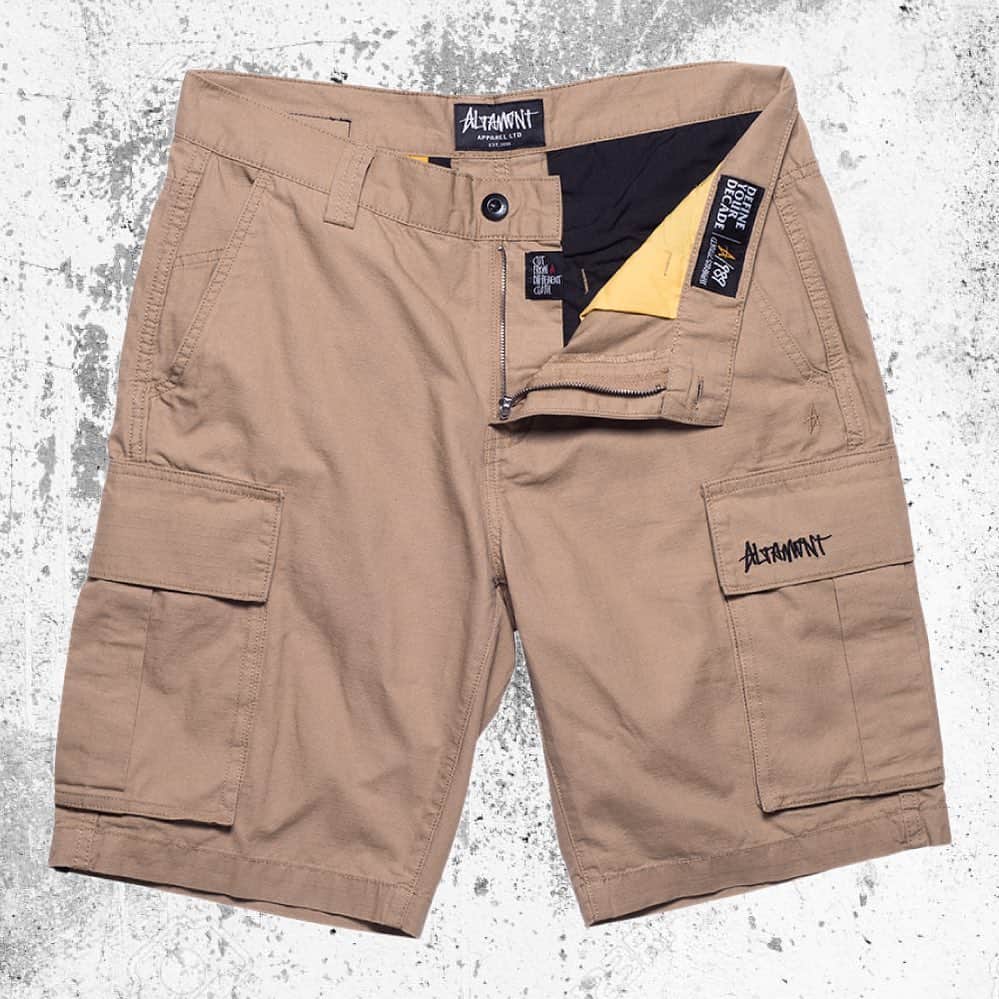 オルタモントのインスタグラム：「Pyle Cargo Shorts 🔥 // #CFADC」