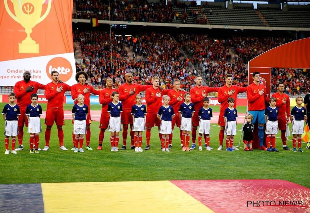 のインスタグラム：「💪 4/4! 12 points as a result of strong team effort and the support of great fans🙏. Let's keep this going next season. #COMEONBELGIUM 🇧🇪 ​ #EURO2020」