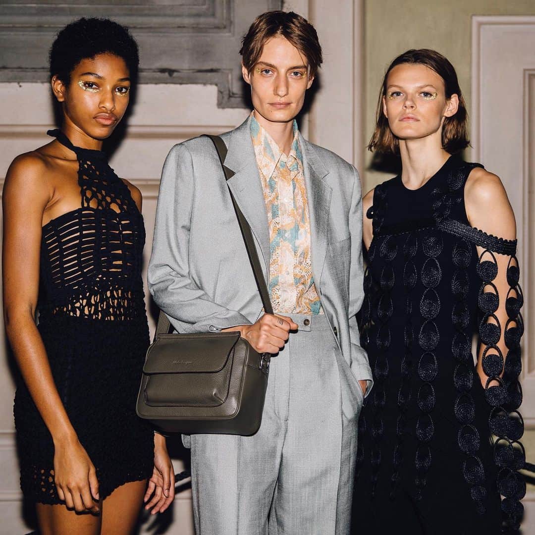 Vogue Runwayさんのインスタグラム写真 - (Vogue RunwayInstagram)「An ensemble for every occasion backstage before @Ferragamo's Spring 2020 men's collection. See all of the looks at the link in our bio. Photographed by @styledumonde」6月12日 8時40分 - voguerunway