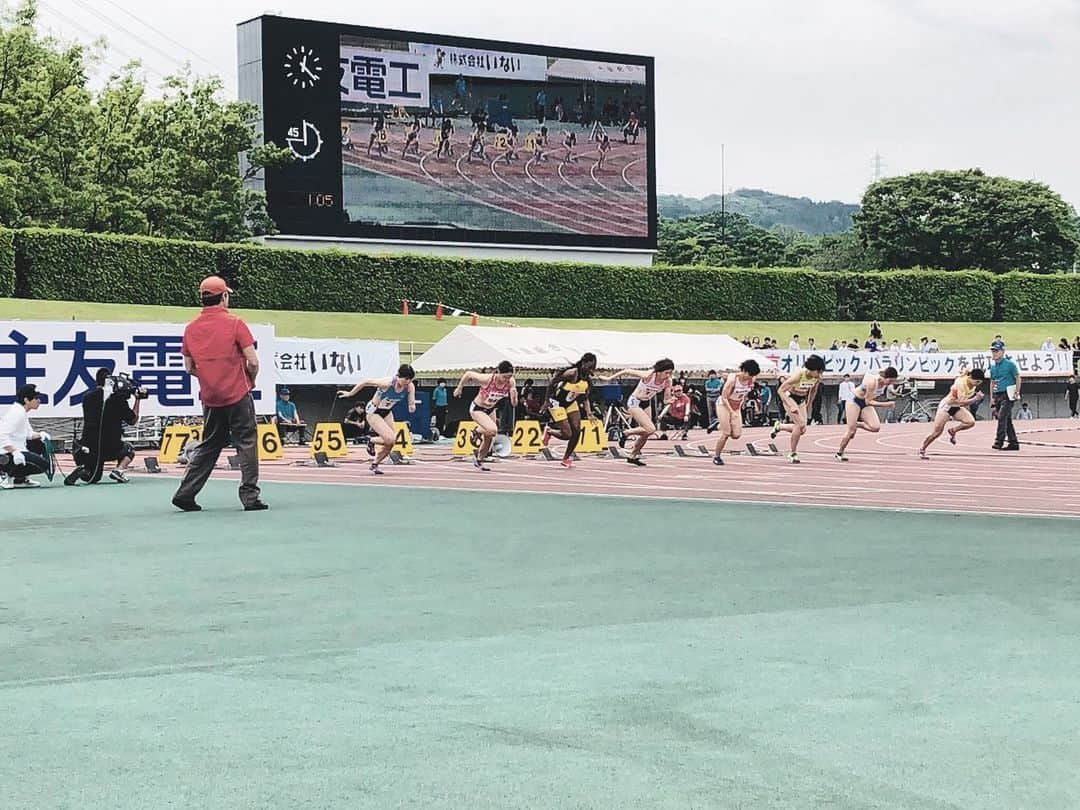 世古和のインスタグラム：「. 6/2布勢スプリント2019に出場いたしました🐫 . 記録はまだまだですが、 少しずつ改善されてきたので、 これからも自分の走りと向き合っていきます💪✨ . 応援ありがとうございました😊 次は6/16に三重県で行われる 個人種目選手権に出場予定です🌱 +0.7 11.85 +2.2 11.90 #乗馬クラブクレイン#布勢スプリント#鳥取#crane#trackandfield#tottori#thankyou」