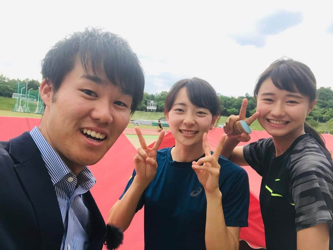 服部優陽さんのインスタグラム写真 - (服部優陽Instagram)「🏃‍♂️﻿ 陸上の強豪、立命館大学生んだ日本代表2人！﻿ ﻿ 世界リレー4×100mの日本代表に選出された4年生﻿ #壹岐いちこ 選手と﻿ 関西インカレ3連覇中の3年生ハードラー﻿ #田中佑美 選手を取材させてもらいました💨﻿ ﻿ 実力はもちろんのことながら﻿ 2人に共通する魅力は…奥深い人間性！﻿ ﻿ 田中選手は「頭の中にスマートフォンがある📱」﻿ 後輩に暴露された壹岐選手の「うさぎ踊り」など﻿ お話を聞いていて、笑ったり納得したりと﻿ 本当に楽しい取材でした🤣﻿ ﻿ 2人の魅力と陸上の奥深さを最大限詰め込んで﻿ 明日6/13の #報道ランナー で放送予定です！﻿ 🏃‍♂️﻿ #立命館大学 #立命館大学陸上部 #陸上 #陸上部 #日本選手権 #セイコーGGP #短距離 #ハードル #陸上競技 #陸上部女子 #陸上女子 #陸上競技  #東京オリンピック2020 #オリンピックイヤー #東京オリンピック #東京パラリンピック #パラリンピック #東京オリパラ #新国立競技場 #日本武道館 #カンテレ #アナウンサー #2020を楽しもう #金メダル #オリンピアン #全力東京 #olympics #tokyoolympic」6月12日 21時00分 - hattori.yuhi_ktv