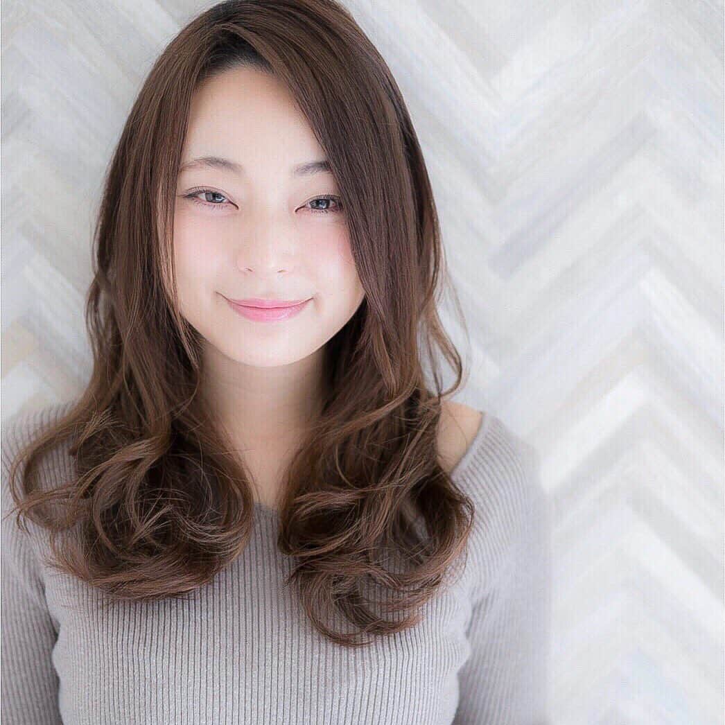 Yuuki mimuraさんのインスタグラム写真 - (Yuuki mimuraInstagram)「🧺 . 今日もお疲れ様🥺✨ 前髪また切りたくなってきた。。 内側短い毛があるけど しっかりめの前髪がまた恋しくなってきた…笑 . . . . #hair#hairstyle#hairmake#make#salon#salonmodel#model#photo#photoshoot#shoot#girl#love#Instagood#サロモ#サロンモデル#モデル#撮影#메이크업#데일리록#일본#粉我#ビジョビ」6月12日 19時34分 - u0829u