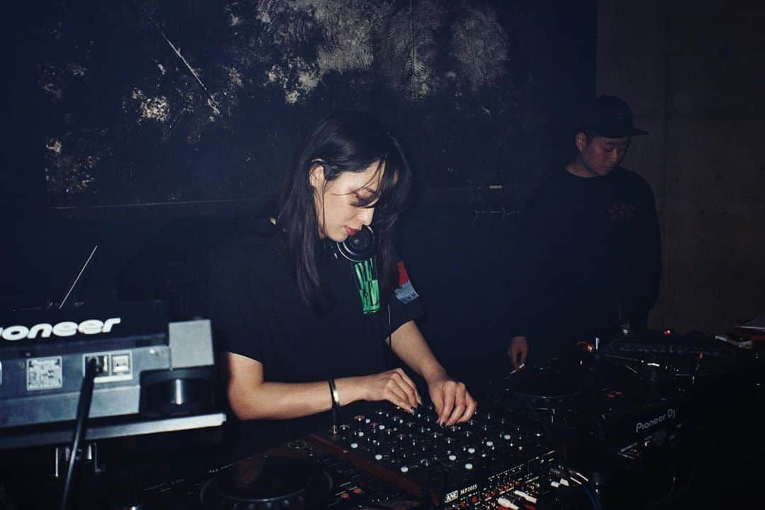 Licaxxxさんのインスタグラム写真 - (LicaxxxInstagram)「02/03/2019 RAVE AGE 2 @theinternatiiional 📸 @comixsoldier」6月12日 19時46分 - licaxxx1