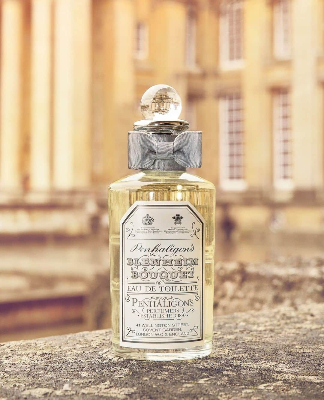 ペンハリガンさんのインスタグラム写真 - (ペンハリガンInstagram)「Penhaligon's welcomes you to @blenheimpalace, the ancestral home of the Dukes of Marlborough, and a rather important place in Penhaligon's history. Follow along this week as we delve into the history of Blenheim Palace - the landmark that inspired our very own Blenheim Bouquet. #penhaligonsxblenheimpalace #blenheimbouquet #blenheimpalace」6月12日 20時00分 - penhaligons