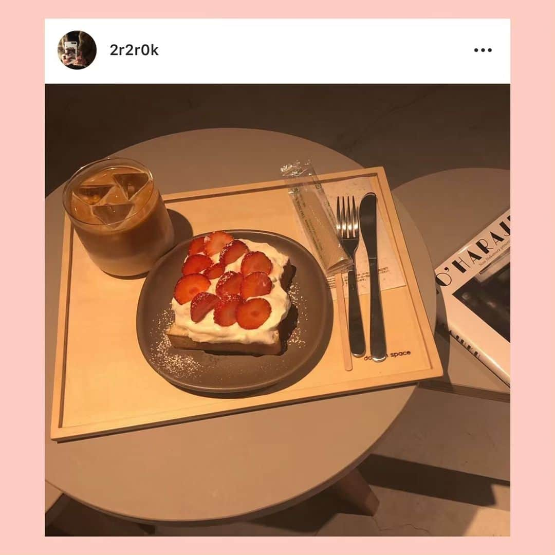 bis_web bis [ビス] さんのインスタグラム写真 - (bis_web bis [ビス] Instagram)「June 12, Wednesday﻿﻿ ﻿﻿﻿ ﻿﻿﻿ 🍓﻿﻿ ﻿﻿﻿ ﻿﻿﻿ ﻿﻿ dotcom space Tokyo ﻿﻿ ﻿﻿ ﻿﻿ ﻿﻿ 明治神宮前エリアにオープンした﻿﻿ クリエイティブな空間を演出しているカフェ﻿﻿ dotcom space tokyo 🍓﻿﻿ ﻿﻿ いちごがたくさんのったトースト﻿﻿ 季節のトーストが大人気💕﻿﻿ ﻿﻿ バリスタのこだわったコーヒーもおすすめ。﻿﻿ ﻿﻿ ﻿﻿ 素敵なカフェを見つけたら﻿﻿ @bis_web / #bis_web をタグ付けして投稿してね！﻿﻿ ﻿﻿ ﻿﻿ #bis_web #dotcomspacetokyo #原宿 #harajuku #明治神宮前 #原宿カフェ #カフェ巡り #トースト #いちご #いちごトースト #🍓 #🍞 #コーヒー #バリスタ #☕️ #おしゃれカフェ #caffee #トレンド #インスタ映え #スイーツ #朝ごはん #ブランチ﻿」6月12日 20時12分 - bis_web