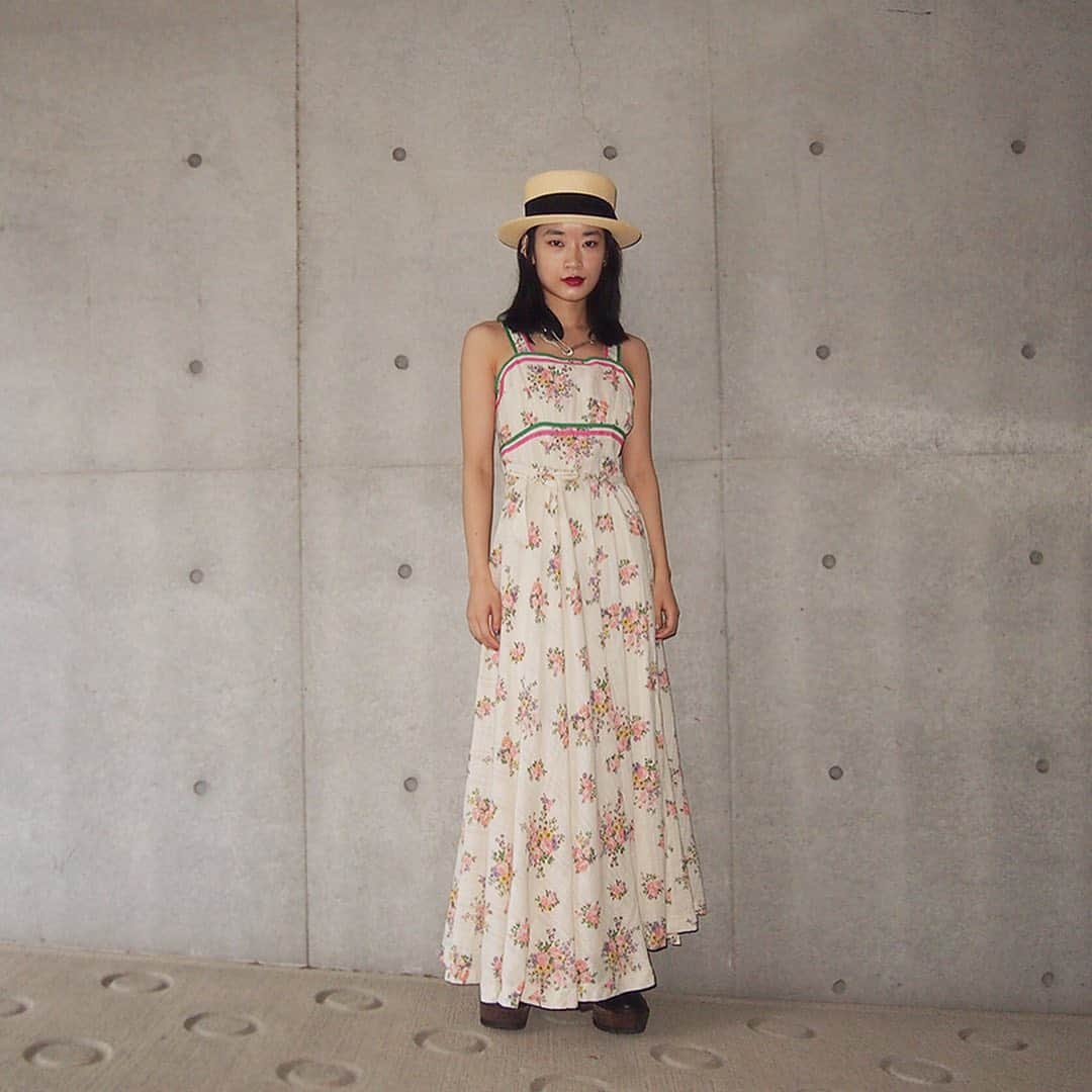 Sisterさんのインスタグラム写真 - (SisterInstagram)「-「USED&VINTAGE」Now on sale- Dress collection  #sister_tokyo #usedclothing #vintageclothing #used #vintage #sisterusedselection #dress」6月12日 20時39分 - sister_tokyo