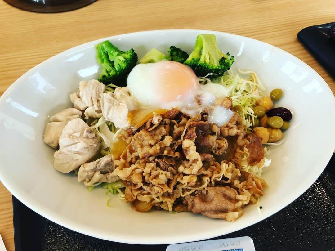 キャンヒロユキのグルメインスタ