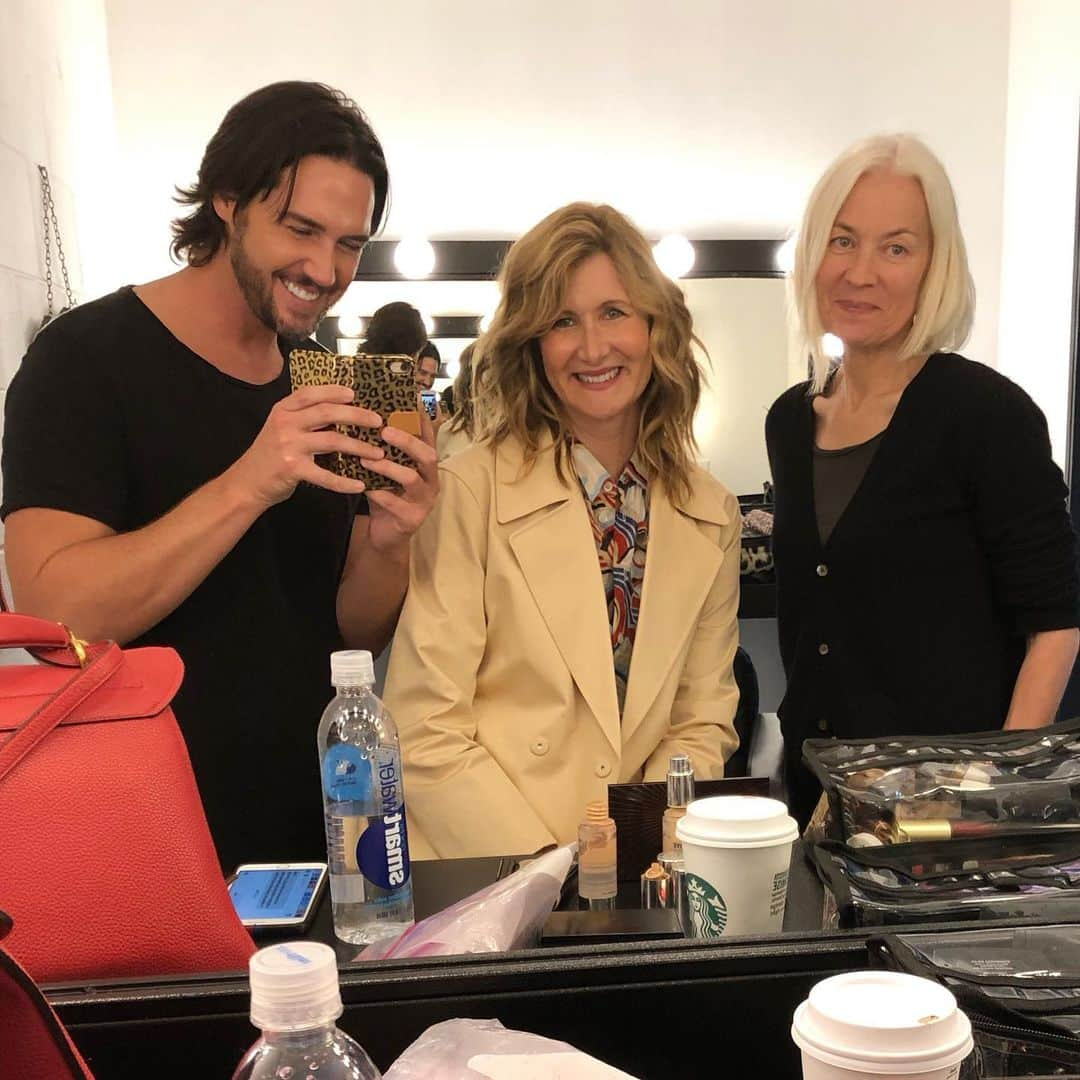 ポール・ノートンさんのインスタグラム写真 - (ポール・ノートンInstagram)「#BTS w/ @lauradern for a shoot I’ll always remember and appreciate being a part of!  #hair by Me @leobypaulnorton using @tresemme - @hottoolspro - @paishau - @igkhair #makeup by @jostrettell #styled by @meinacio #shot by THE KWEEN @ramonarosales for the @obsmagazine #lauradern #biglittlelies」6月12日 12時23分 - paulnortonhair