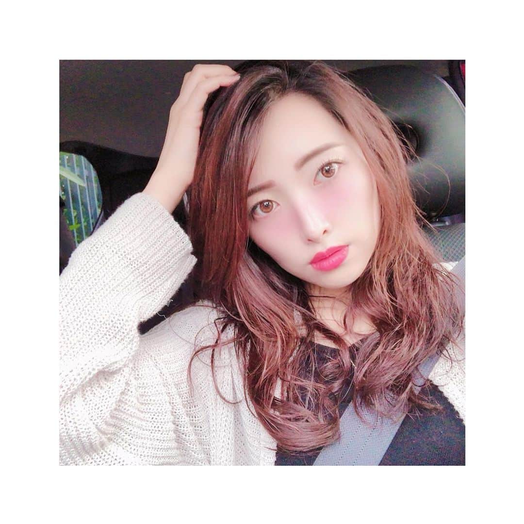 田丸あかりのインスタグラム：「パーマかけちゃった🌼 とってもお気に入り🌸 . . #パーマ #ロング #次は #カラー したいな🍭 #久々 の #運転 🧚‍♀️💕」