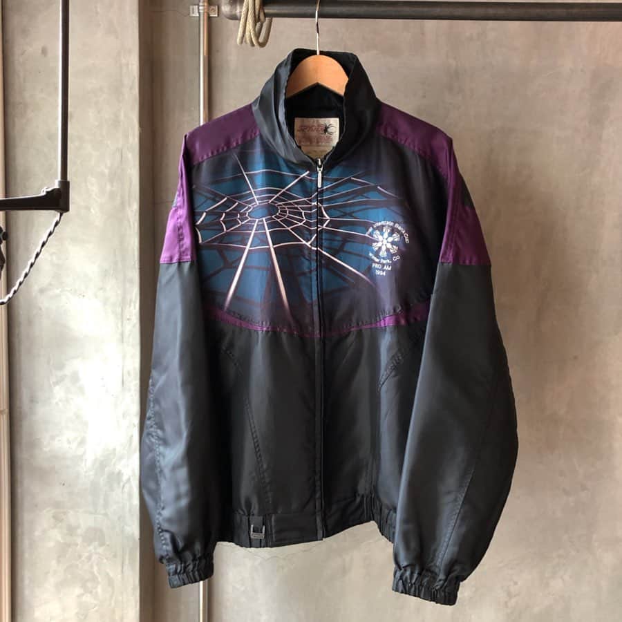 birthdeathさんのインスタグラム写真 - (birthdeathInstagram)「★New Arrival★  90's SPYDER spiderweb zip front jackets  左）size M 右）size L  #birthdeath #vintage #SPYDER #fashion #shibuya #tokyo」6月12日 14時40分 - birthdeath_tokyo