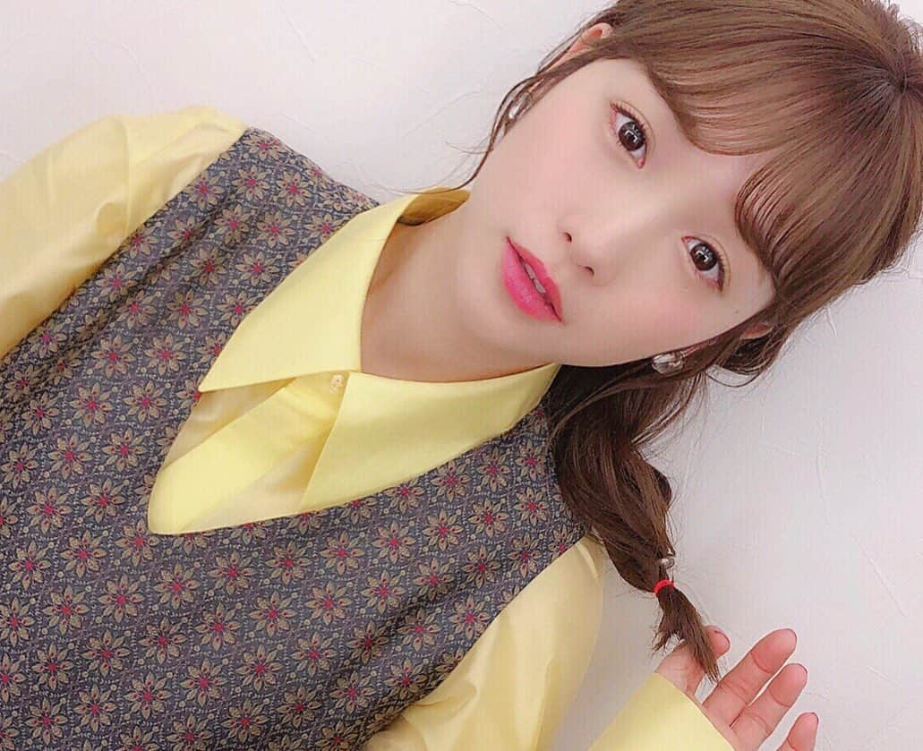 川栄李奈さんのインスタグラム写真 - (川栄李奈Instagram)「up PLUS発売日です☺︎ ぴんくめいく いえろーめいく」6月12日 14時44分 - rina_kawaei.official