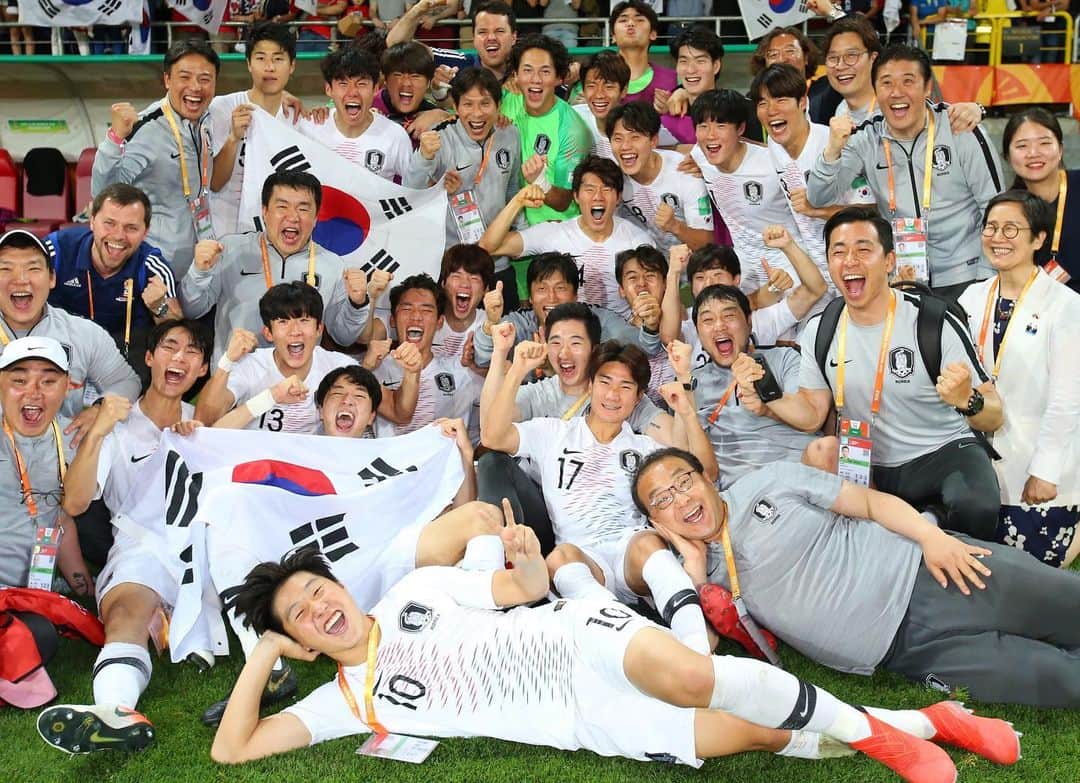のインスタグラム：「. To the FINAL （2019.06.11） . 📷Photo by Alex Livesey - FIFA/FIFA via Getty Images . #韓国 #SouthKorea #🇰🇷 #U20 #u20wc #fifau20worldcup #football#サッカーキング #⚽️ #サッカー」