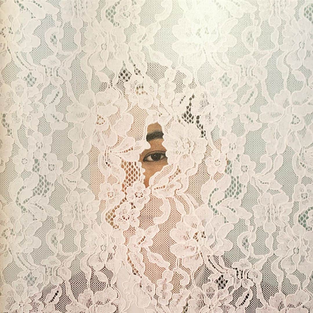 ジャンポールレスパナールのインスタグラム：「. Inspiring Pitti #lesliezhang」