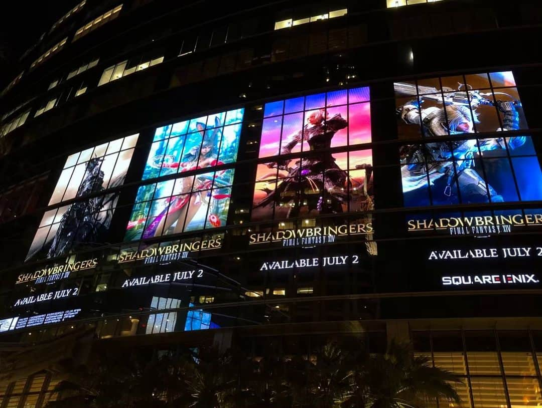 FINAL FANTASY XIVさんのインスタグラム写真 - (FINAL FANTASY XIVInstagram)「Huge #FFXIV artworks appear in Los Angeles downtown! #FF14」6月12日 15時49分 - ffxiv