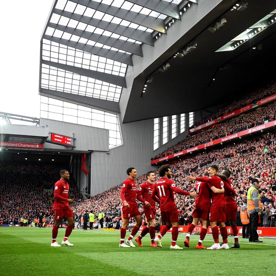 リヴァプールFCさんのインスタグラム写真 - (リヴァプールFCInstagram)「One day to go until @premierleague fixtures are announced! 🙌 Which one do you always look for first? 🤔🔴 #LFC #LiverpoolFC #Liverpool #PremierLeague」6月12日 17時11分 - liverpoolfc