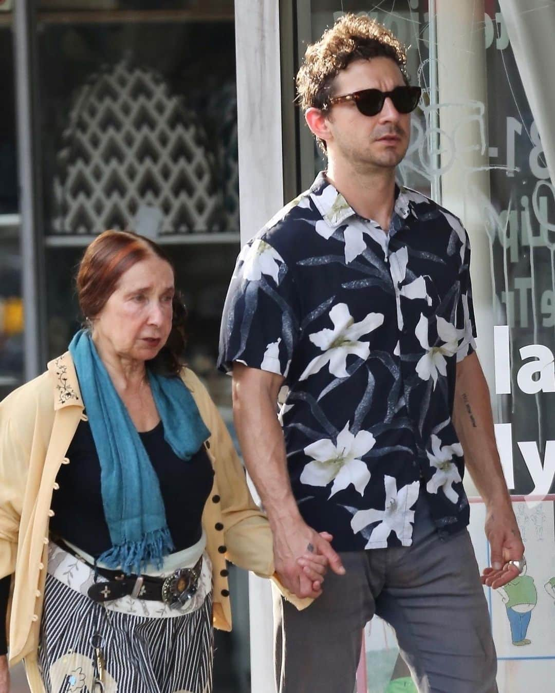 Just Jaredさんのインスタグラム写真 - (Just JaredInstagram)「Shia LaBeouf holds hands with his mom Shayna as they head out to celebrate his 33rd birthday! #ShiaLaBeouf Photo: Backgrid」6月12日 17時11分 - justjared