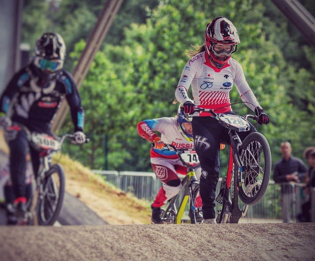 丹野夏波さんのインスタグラム写真 - (丹野夏波Instagram)「Another race weekend in the books🇫🇷 Out in 1/8final on both days. So disappointed about results but it motivates me to work harder again! Time to build up for the next big races🔥😎 Huge thanks to #bmxteamjapan @analyticbmx for supporting. .  ワールドカップ第5-6戦は、2日とも1/8決勝で終えました。 思うように勝ち進むことができず悔しいですが、良いモチベーションを上げるきっかけになりました。 次のワールドカップは3ヶ月後。 この3ヶ月でどれだけ成長できるか楽しみです！ サポート、応援ありがとうございました！！ . . @ircbike_official @wiawis_bmx @oakleybike @maviccycling @kmcchain #aminovital @aggressive_design.official #wakos @bmxshopcave @faith_race #hakuhogirlsschool #横濱コーポレーション . Photo: @navadanet」6月12日 17時14分 - kanamitanno