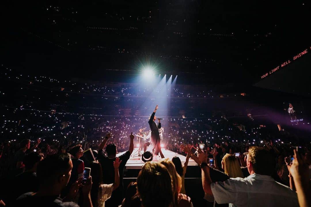 ユナイテッドのインスタグラム：「The People Tour — Los Angeles, CA」
