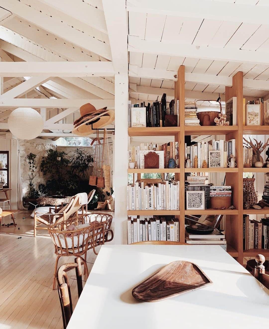 The Horseさんのインスタグラム写真 - (The HorseInstagram)「When can we move in? ❤︎ via @maraserene⠀⠀⠀⠀⠀⠀⠀⠀⠀ -⠀⠀⠀⠀⠀⠀⠀⠀⠀ ⠀⠀⠀⠀⠀⠀⠀⠀⠀ ⠀⠀⠀⠀⠀⠀⠀⠀⠀ #homes #homeinspiration #interiors #interiorstyling #lifestyle #interiorlovers」6月12日 18時00分 - the_horse