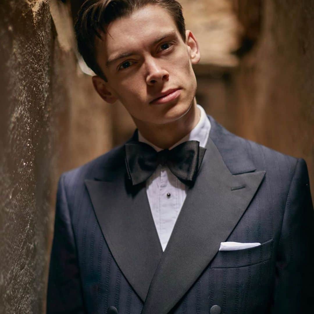 ギーブス&ホークスのインスタグラム：「Our seasonal double breasted dinner jacket, worn here by @mathiaslefevre. Cut from lightweight wool and featuring dark tonal stripes, it is a classic look that makes a statement.  Shot by @nicktydeman」