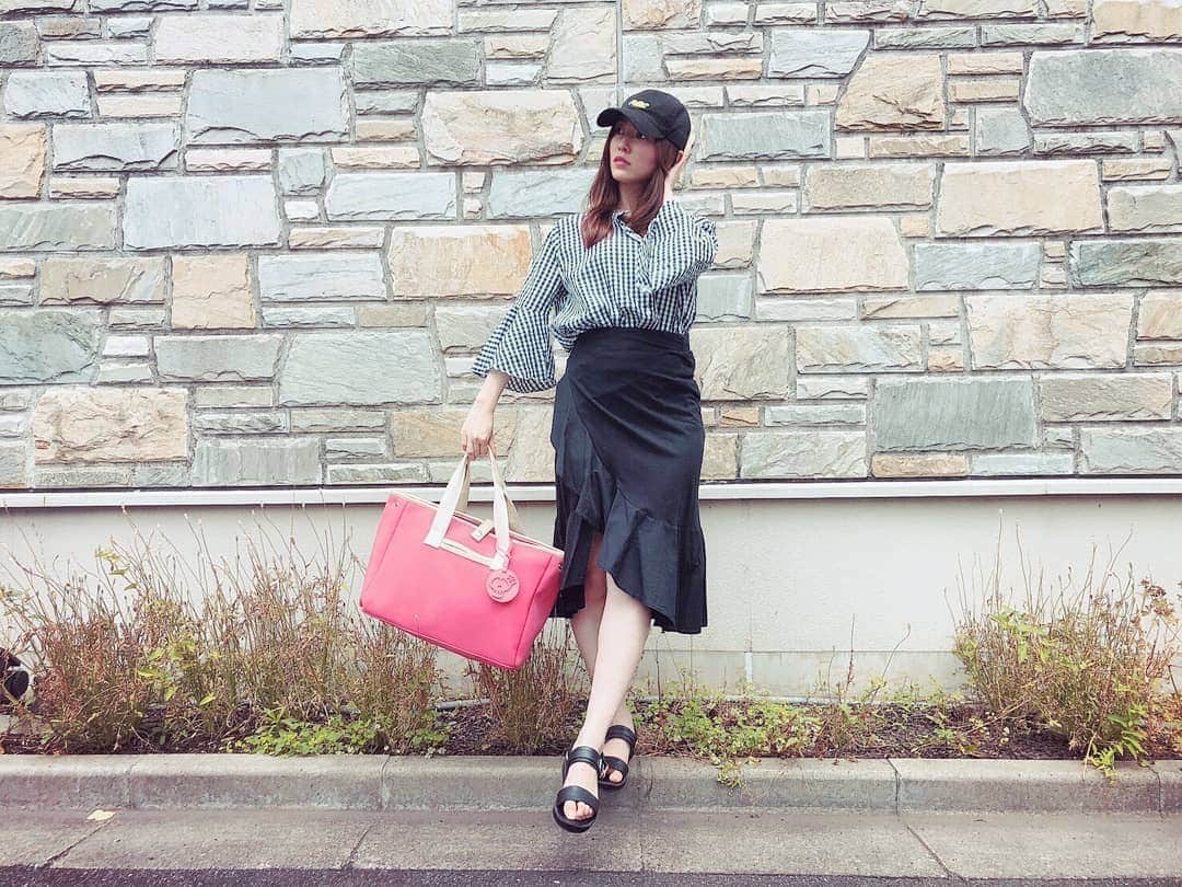松井珠理奈さんのインスタグラム写真 - (松井珠理奈Instagram)「夏にむけて大活躍しそうなバック💗 #pink  #トートバッグ  #夏  #バッグ  #衣替え」6月12日 18時33分 - jurinamatsui3