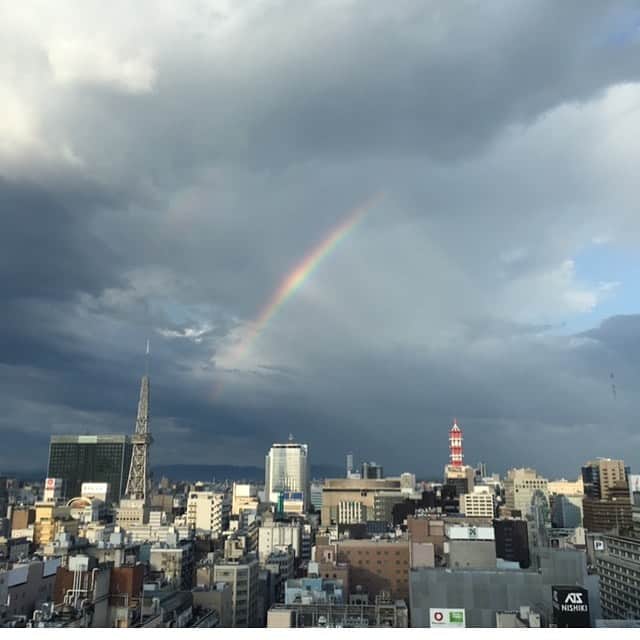 村瀬寛美さんのインスタグラム写真 - (村瀬寛美Instagram)「梅雨の時期、 虹が見られるとホッとしますね 🌈」6月12日 18時35分 - murase.hiromi.5