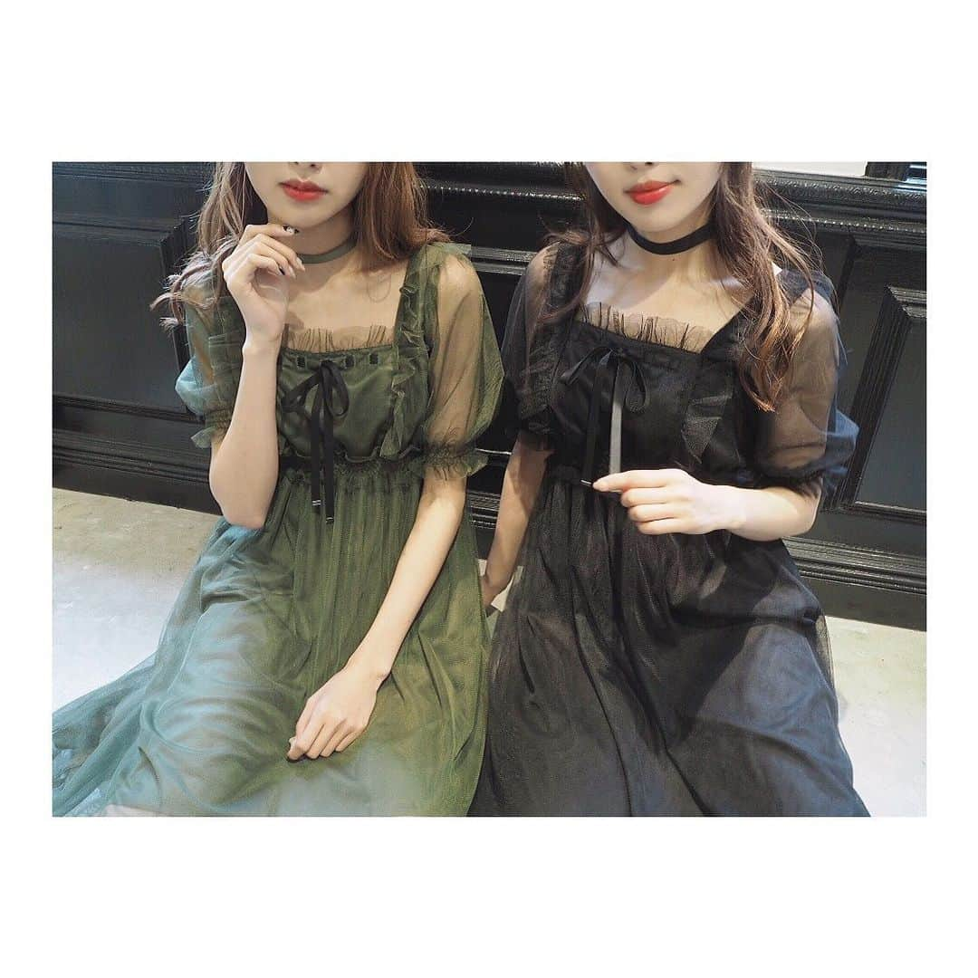 EATMEさんのインスタグラム写真 - (EATMEInstagram)「6.12 update... #EATME #JUNE #REARRIVAL #ITEM #🌹 チョーカー➡︎発売中 ワンピース➡︎6.14再入荷予定 . TOP画面のURLからEATME WEB  STOREをCHECK💁🏻‍♀️ @eatme_japan . メイドライクチュールマキシワンピース（ #ONEPIECE ） ¥13,000（＋tax） COLOR🎨:KHK.BLK.BEG SIZE📐:FREE . 2WAYマットサテンリボンチョーカー（ #CHOKER ） ¥2,200（＋tax） COLOR🎨: KHK.BLK.PNK . #EATME_LINKCODE #eatmejapan #イートミー #fetishmode #2019sseatme #WOODSCAGE #益若つばさ #tsubasamasuwaka #fashion #japan #tokyo #harajuku #osaka #umeda #原宿 #大阪 #梅田エスト #instagood #like4like」6月12日 18時54分 - eatme_japan