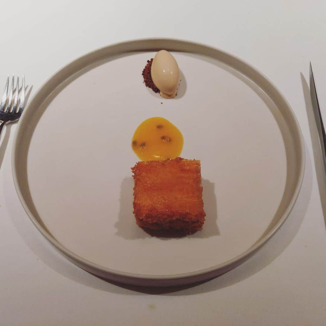 林俊傑さんのインスタグラム写真 - (林俊傑Instagram)「It was the perfect blend of food and art. Thank you for the recommendation @fujiwarahiroshi ! 謝謝您的推薦，感受到藝術與美食的完美結合！  @lacime_japan #michelin2stars」6月12日 19時20分 - jjlin