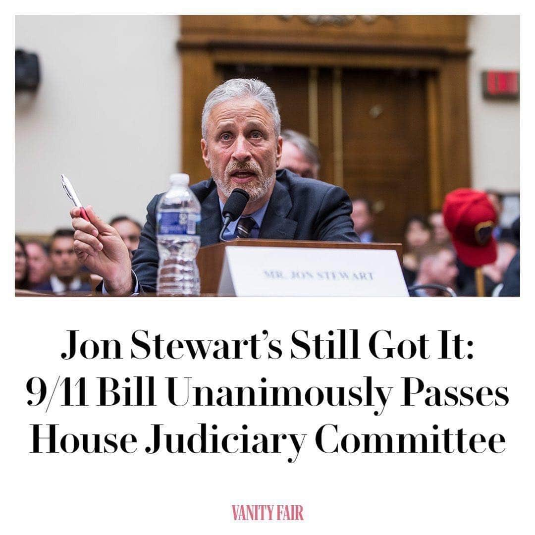 エイミー・セダリスさんのインスタグラム写真 - (エイミー・セダリスInstagram)「#Repost @vanityfair ・・・ Thanks to #JonStewart's fiery testimony against Congress (swipe right to watch), the House Judiciary Committee unanimously advanced a bill which would permanently reauthorize the 9/11 Victim Compensation Fund. Watch his full speech at the link in bio.」6月13日 5時50分 - amysedaris