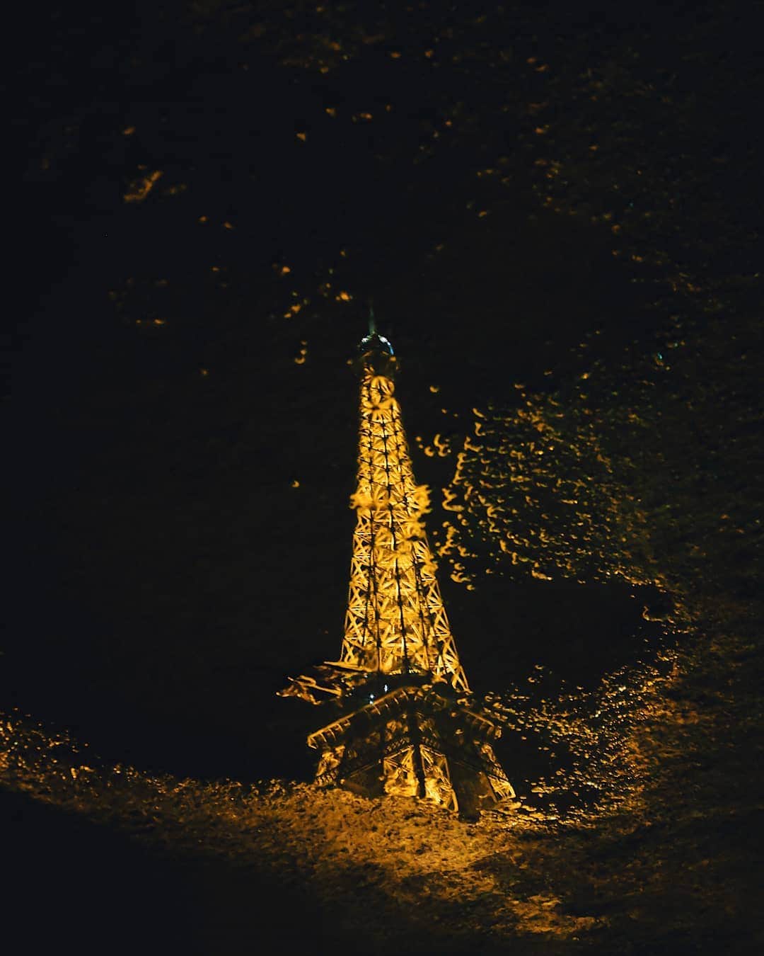 福田洋昭さんのインスタグラム写真 - (福田洋昭Instagram)「Rainy season in Japan making me reflect about that time in Paris 💦 #GooglePixel #Pixelで撮影 #TeamPixel #sponsoredathlete」6月12日 22時14分 - hirozzzz