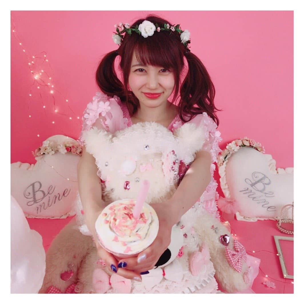 森杏奈さんのインスタグラム写真 - (森杏奈Instagram)「ㅤㅤㅤㅤㅤㅤㅤㅤㅤㅤㅤㅤㅤ ㅤㅤㅤㅤㅤㅤㅤㅤㅤㅤㅤㅤㅤ ぶりぶり！💩 ㅤㅤㅤㅤㅤㅤㅤㅤㅤㅤㅤㅤㅤ #ピンク #pink #ぶりぶり #buriburi ㅤㅤㅤㅤㅤㅤㅤㅤㅤㅤㅤㅤㅤ」6月12日 22時27分 - _morianna