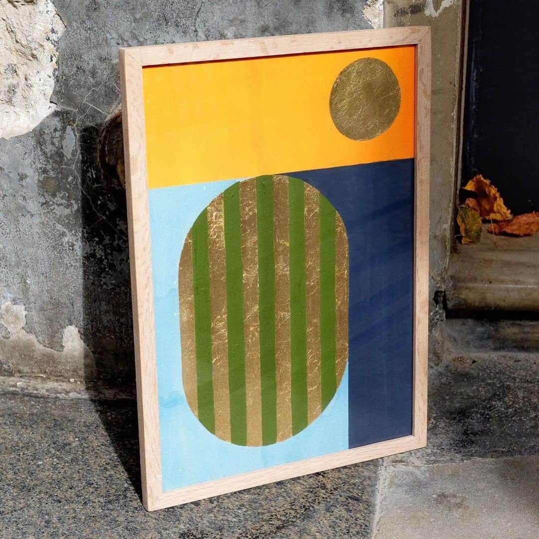 KEISUKE SYODAさんのインスタグラム写真 - (KEISUKE SYODAInstagram)「Green stripes with gold foil 297 x 420 . #greenstripes #stripes #abstract #blue #skyblue #graphic #gold #goldfoil #orange #abstract #slowdownartcomp2019」6月12日 22時39分 - keisukesyoda