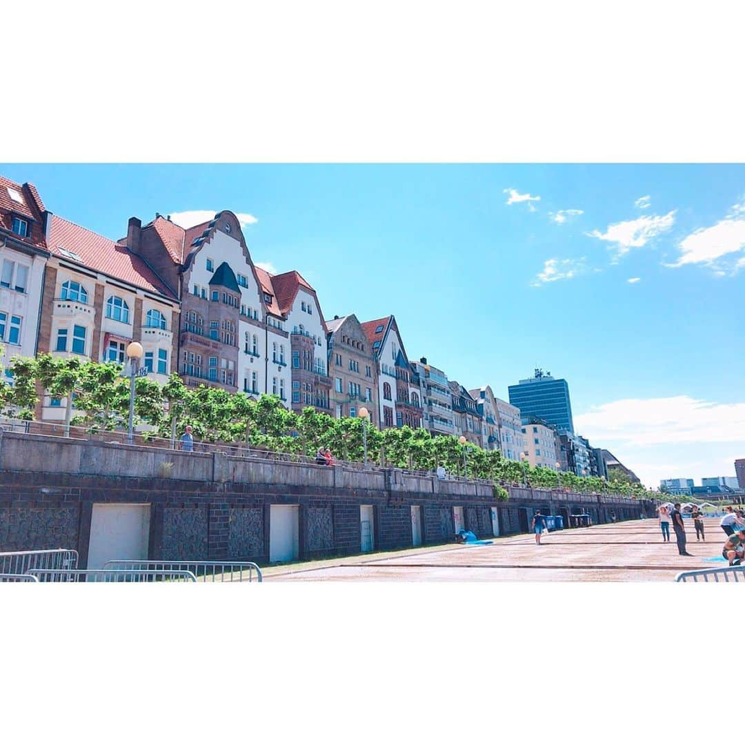 towanaさんのインスタグラム写真 - (towanaInstagram)「in Düsseldorf🇩🇪✨」6月12日 23時07分 - towana